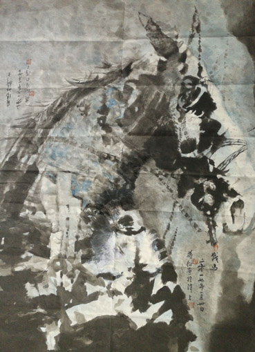 1547708325971829.jpg 蒋征作品世界独创正倒中国画(战马),倒过来欣赏(受伤的骑士)规格:90x108cm 2015年.jpg