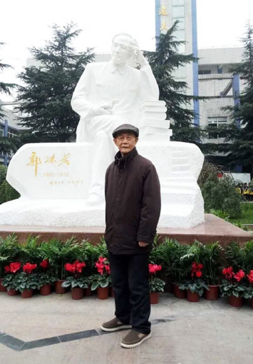 1547863274102411.jpg 何伯澄照片.jpg