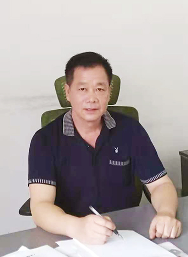潘桂林照片.jpg