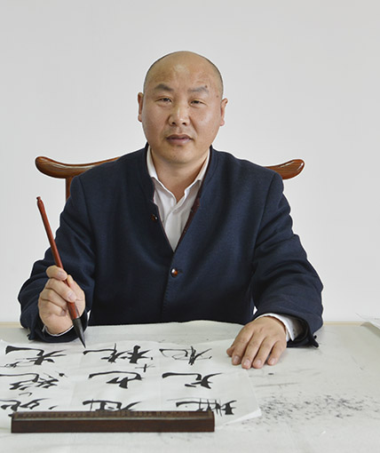 王庆安照片.JPG