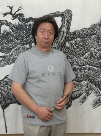 1583470007718419.jpg 高大曾生活照.jpg