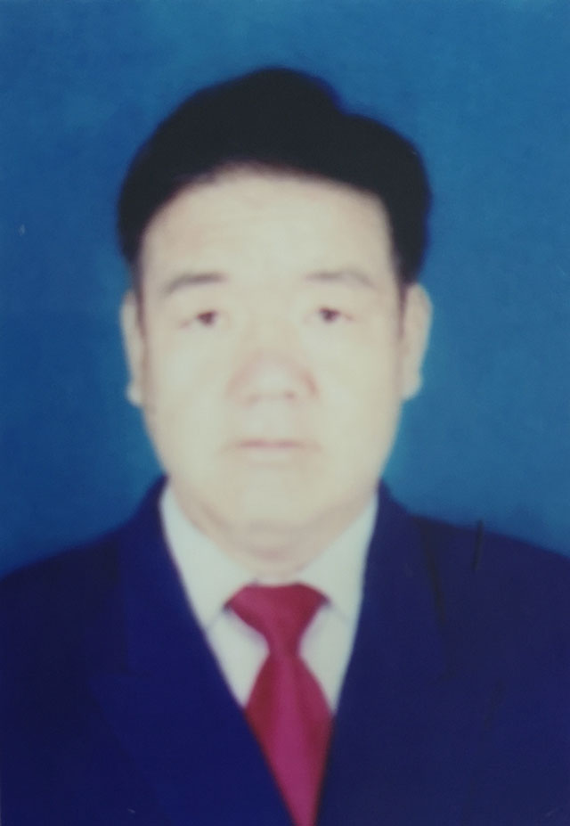 毛卫泽照片.jpg
