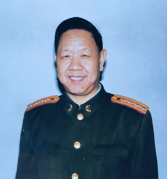 薛克彬照片.jpg