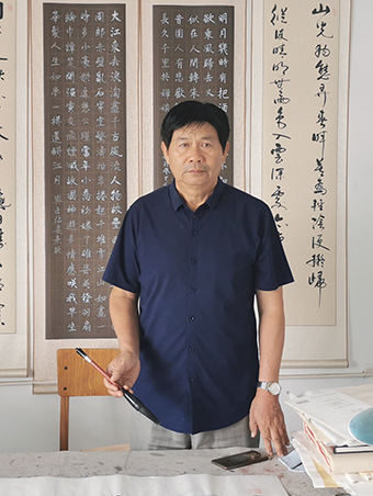 李兴臣.jpg