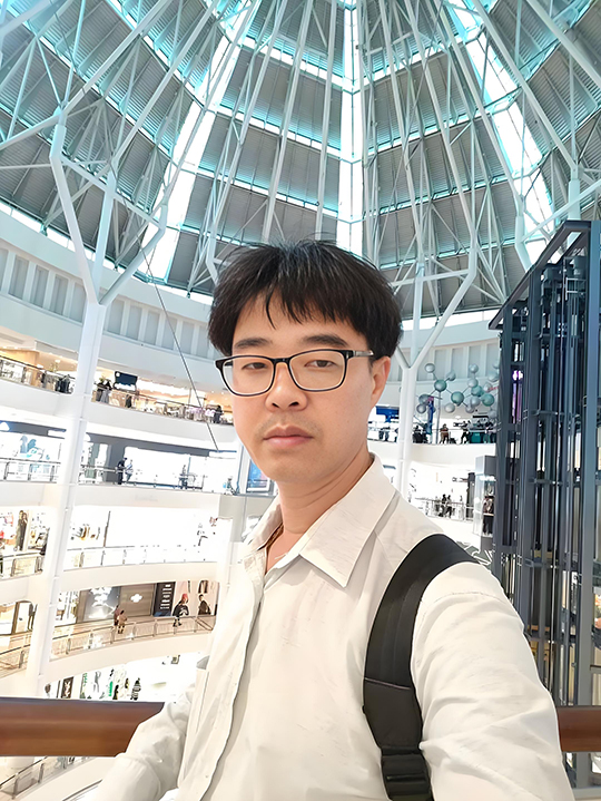 黄明理2.jpg