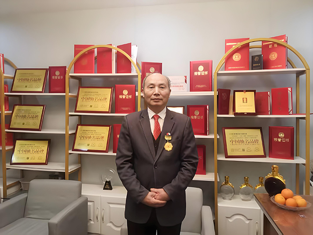 谭理祥海报照片.jpg