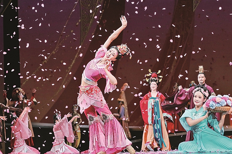 中华文化绽放新光彩