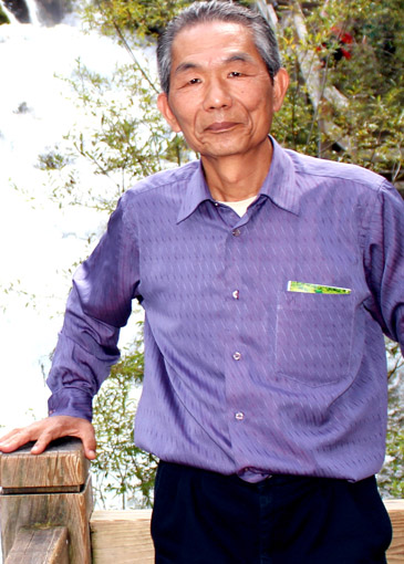 向中国民族建筑企业重点推荐的百位书画艺术名家——陈振海