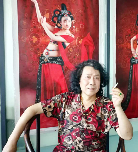 向中国民族建筑企业重点推荐的百位书画艺术名家——尹有香 向中国民族建筑企业重点推荐的百位书画艺术名家——尹有香