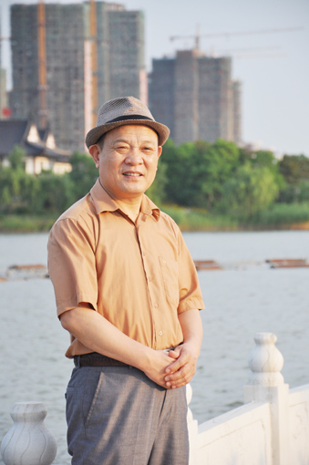 向中国民族建筑企业重点推荐的百位书画艺术名家——凌炳奇 向中国民族建筑企业重点推荐的百位书画艺术名家——凌炳奇