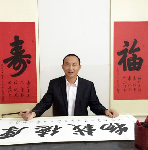 赖晓明精品赏析